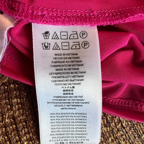 Michael Kors Fuschia halter top with chain neckline - Picture 7 of 9